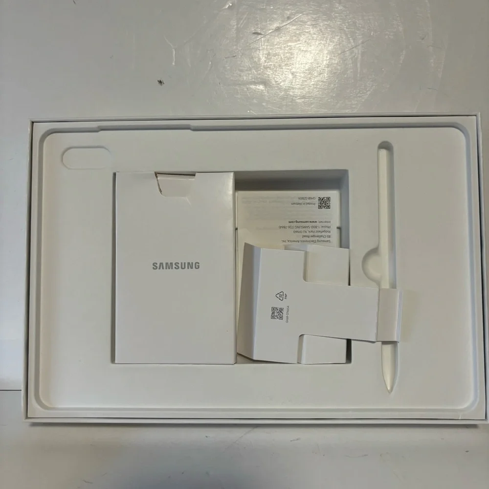 SAMSUNG GALAXY Tab S7 NEW EMPTY BOX WITH KEY & paperwork Gift box
